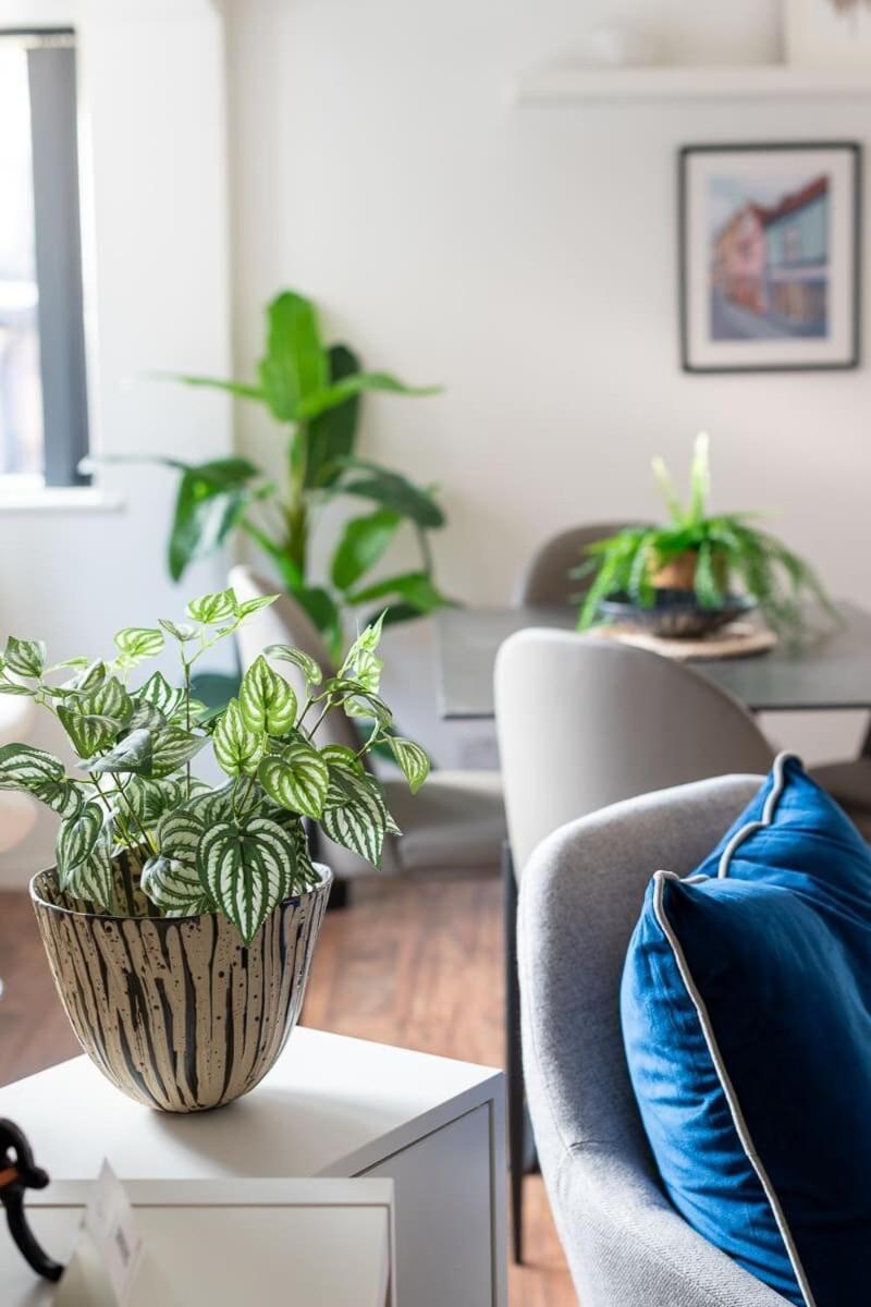 City Center,2 Bedroom Apartment With Parking Cambridge  Bagian luar foto