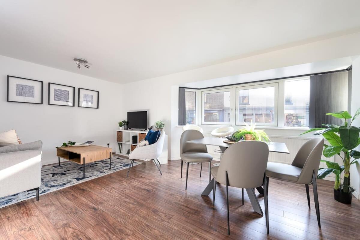 City Center,2 Bedroom Apartment With Parking Cambridge  Bagian luar foto